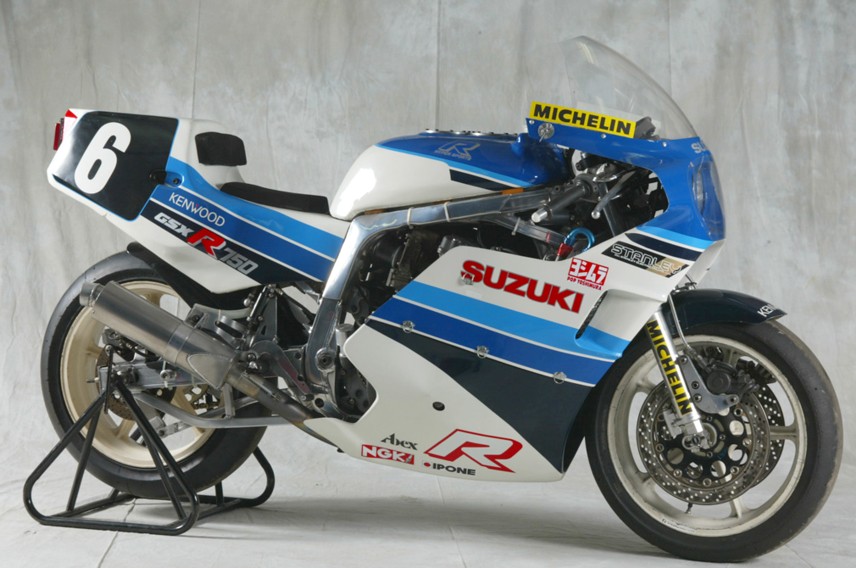 1986 GSX-R750 race bike