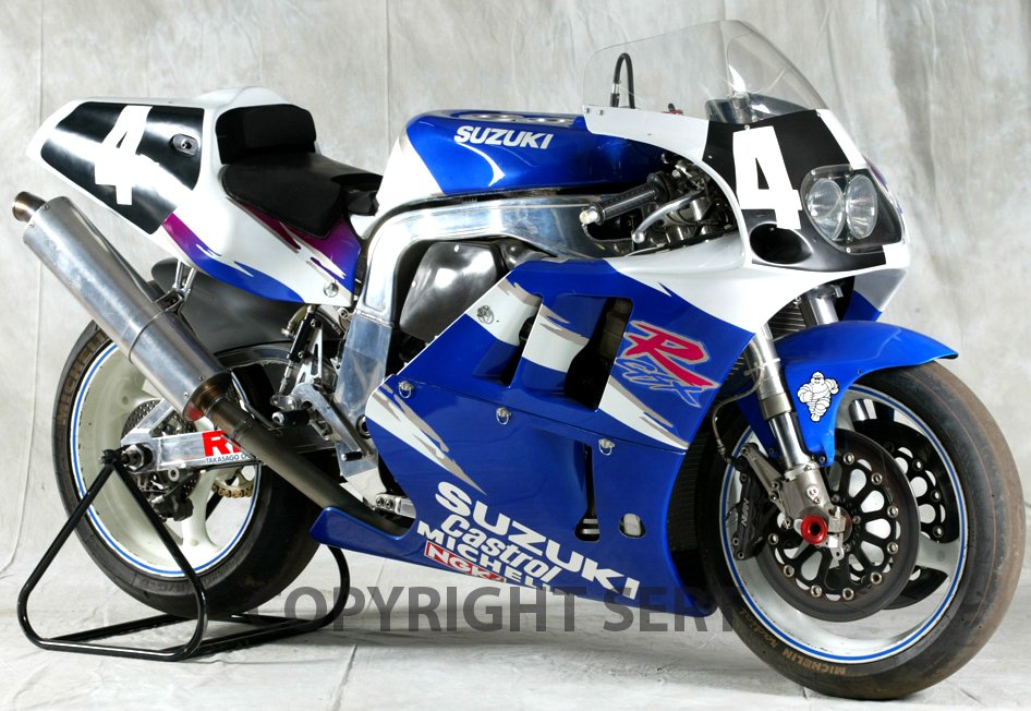1993 GSX-R750 race bike