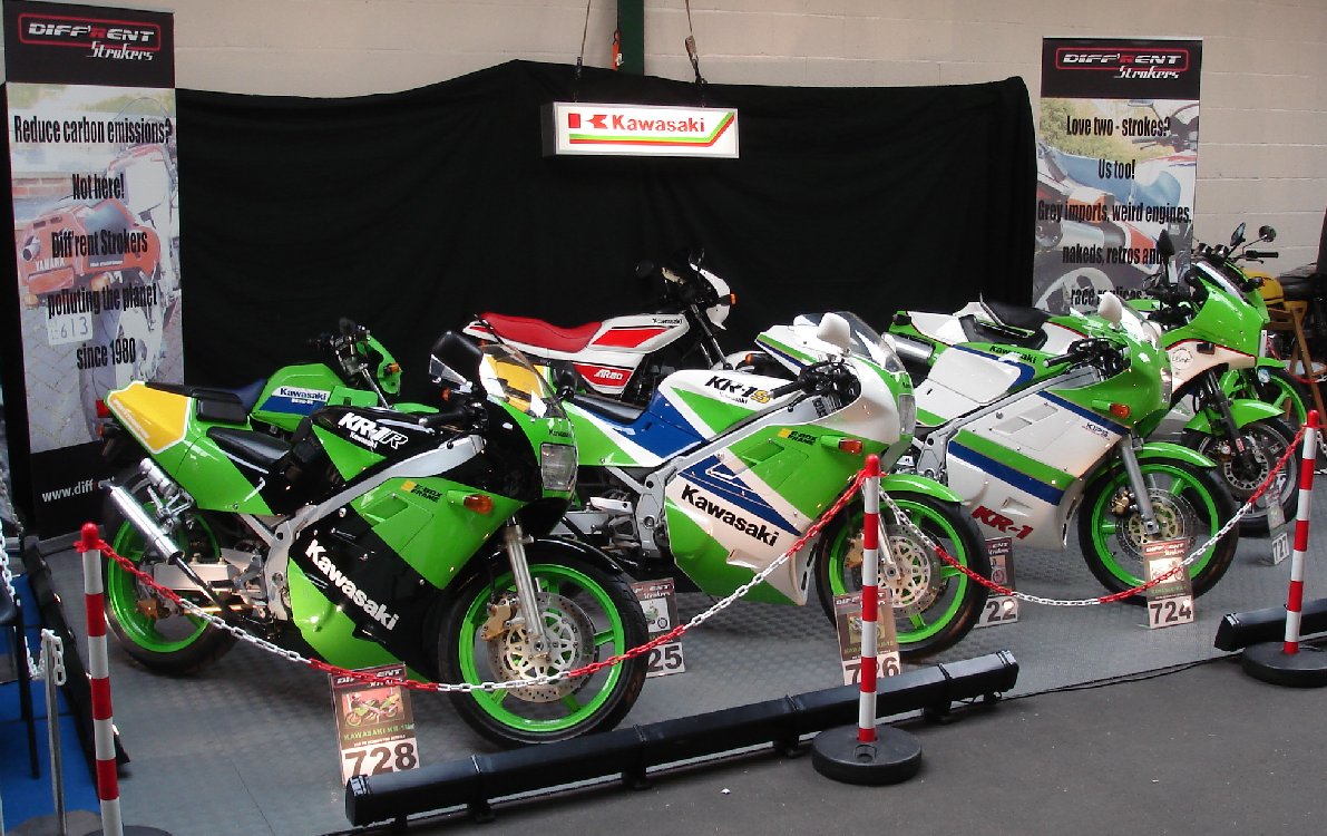 Lime-green frenzy at Stafford 2011