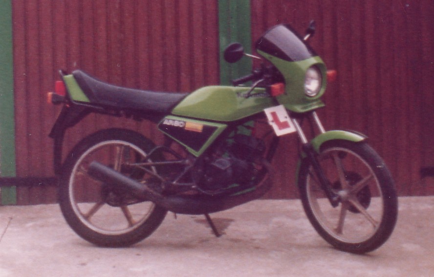 Kawasaki AR80 : WGN434W